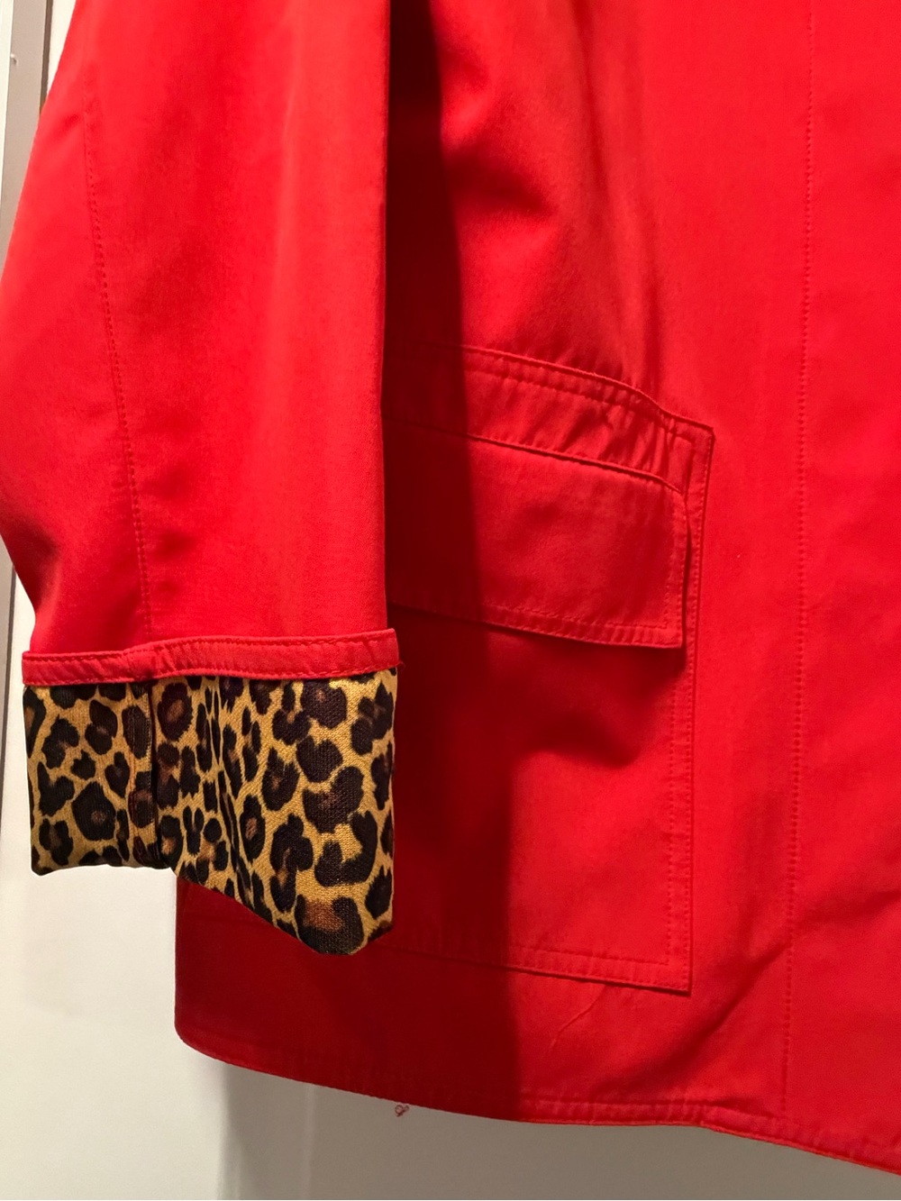 Dennis Basso Women’s jacket with Leopard Trim size XS but runs big